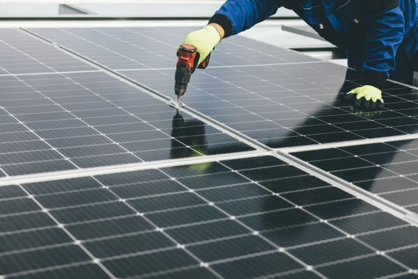 Top conseils pour améliorer l'efficacité des panneaux solaires